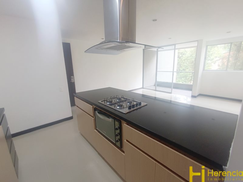 Apartamento en Arriendo en Loma De Las Brujas
