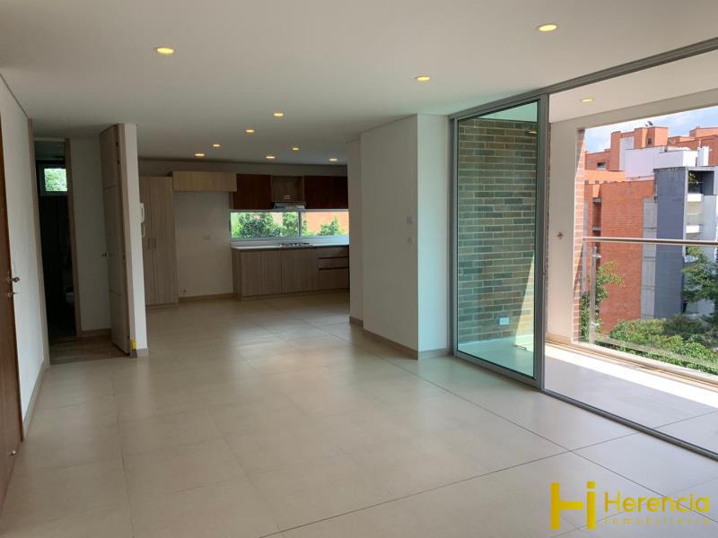 Apartamento en Arriendo en Laureles